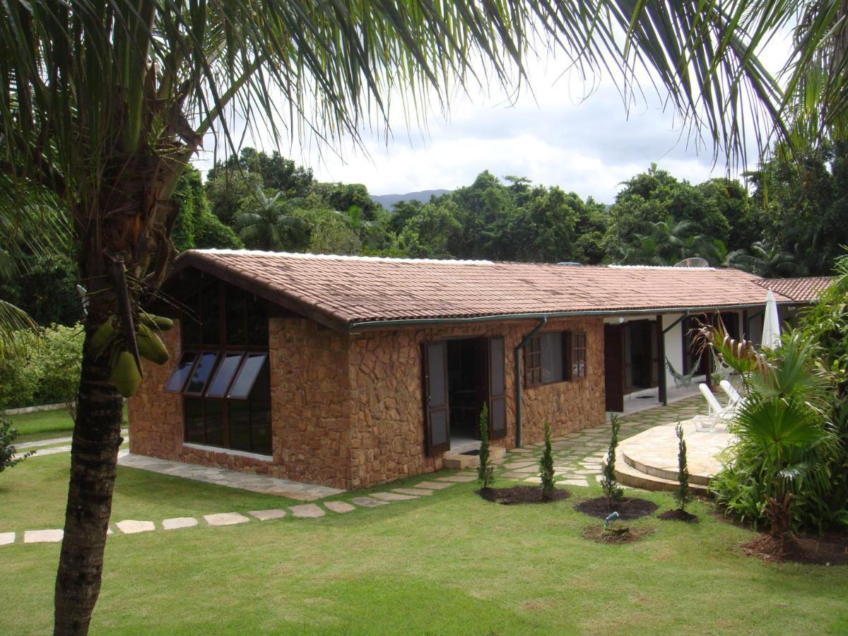 Holiday home Casa Enorme: Riverside Retreat With Forest Views And High-speed Internet Bertioga