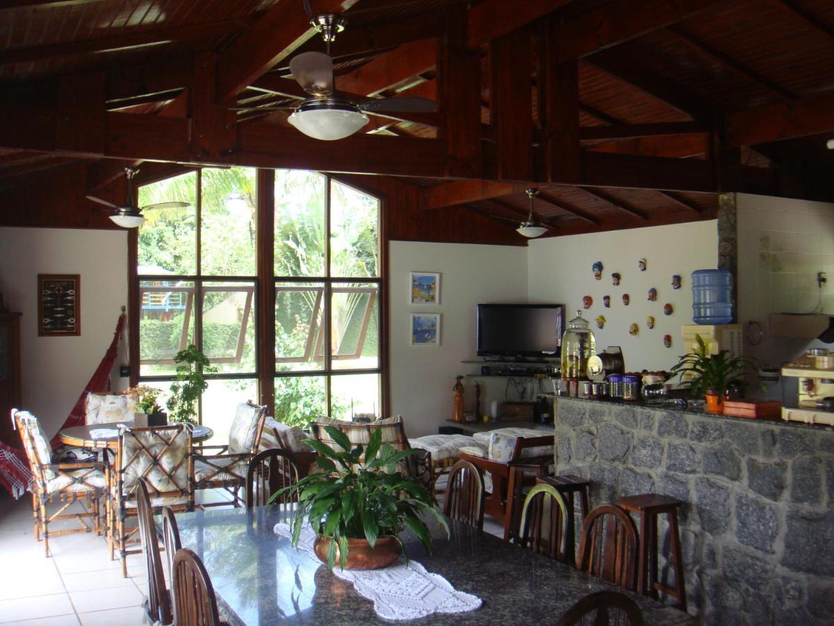 Casa Enorme: Riverside Retreat With Forest Views And High-speed Internet Holiday home *