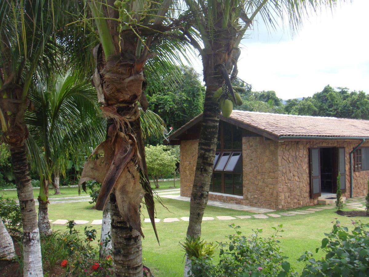 Holiday home Casa Enorme: Riverside Retreat With Forest Views And High-speed Internet Bertioga