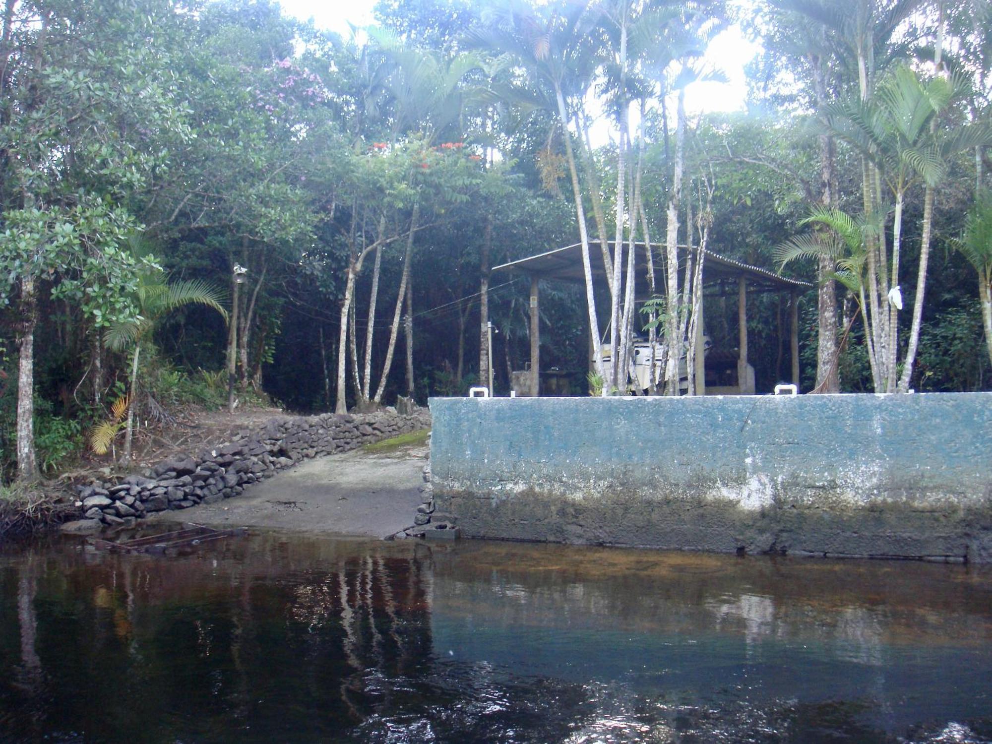 Holiday home Casa Enorme: Riverside Retreat With Forest Views And High-speed Internet *
